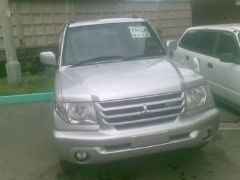 2000 Mitsubishi Pajero iO Pictures