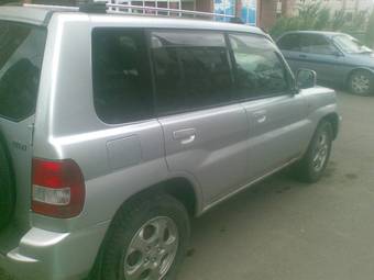 2000 Mitsubishi Pajero iO Photos