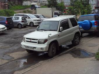 2000 Mitsubishi Pajero iO For Sale