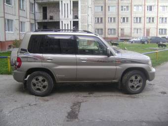 2000 Mitsubishi Pajero iO For Sale