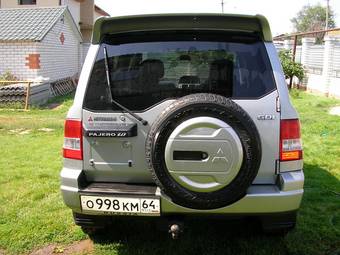 2000 Mitsubishi Pajero iO Pictures