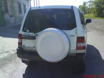 2000 Mitsubishi Pajero iO Photos