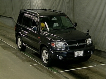 2001 Mitsubishi Pajero iO