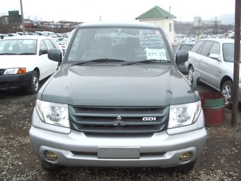 2001 Mitsubishi Pajero iO