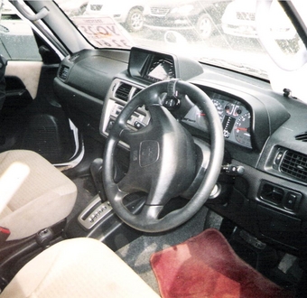 2001 Pajero iO
