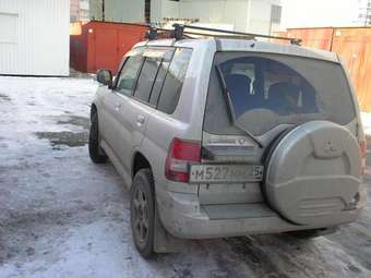 Mitsubishi Pajero iO