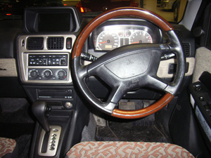 2001 Mitsubishi Pajero iO Pictures