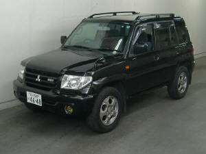 2001 Mitsubishi Pajero iO Pictures