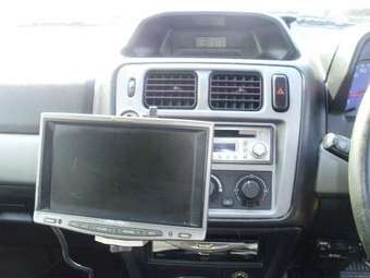 2001 Mitsubishi Pajero iO Pictures