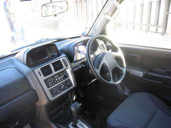 2001 Mitsubishi Pajero iO Photos