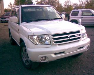 2001 Mitsubishi Pajero iO For Sale