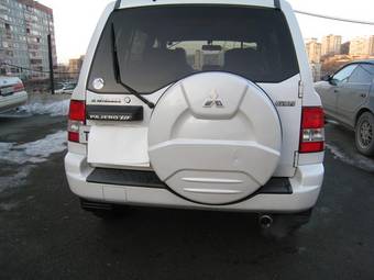 2001 Mitsubishi Pajero iO Images