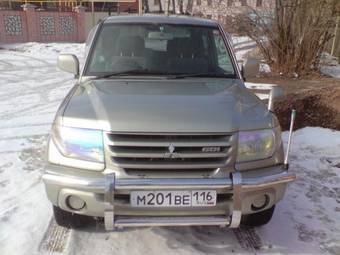 2001 Mitsubishi Pajero iO Pics