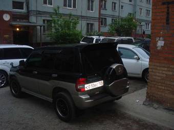 2001 Mitsubishi Pajero iO Photos