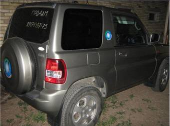 2001 Mitsubishi Pajero iO Pictures