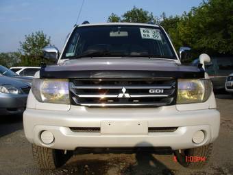 2001 Mitsubishi Pajero iO Pictures