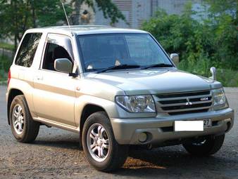 2001 Mitsubishi Pajero iO For Sale