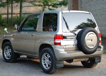 2001 Mitsubishi Pajero iO For Sale