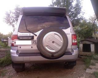 2001 Mitsubishi Pajero iO Pictures