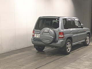 2002 Mitsubishi Pajero iO Pictures