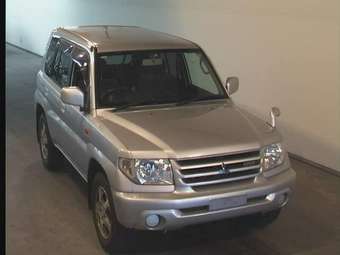 2002 Mitsubishi Pajero iO Pics
