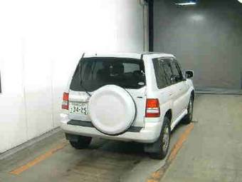 2002 Mitsubishi Pajero iO Pictures