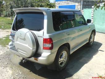 2002 Mitsubishi Pajero iO Photos