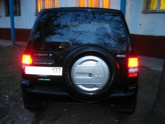 2002 Mitsubishi Pajero iO Pictures