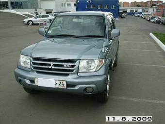 2002 Mitsubishi Pajero iO Photos