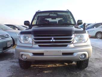 2003 Mitsubishi Pajero iO Photos