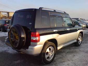 2003 Mitsubishi Pajero iO Pictures