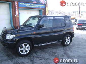 2003 Mitsubishi Pajero iO Pictures