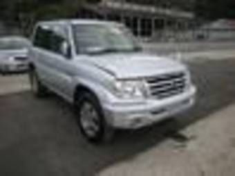 2003 Mitsubishi Pajero iO Photos