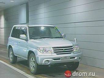 2003 Mitsubishi Pajero iO