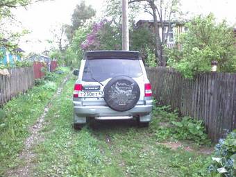 2003 Mitsubishi Pajero iO Pictures