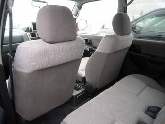 2003 Mitsubishi Pajero iO Pictures