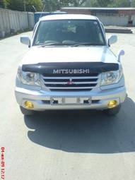 2003 Mitsubishi Pajero iO Photos