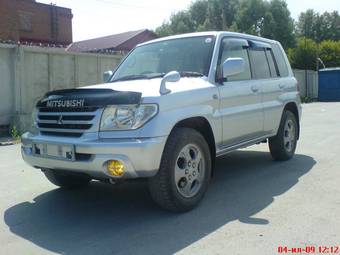 2003 Mitsubishi Pajero iO For Sale