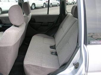 2003 Mitsubishi Pajero iO Pics