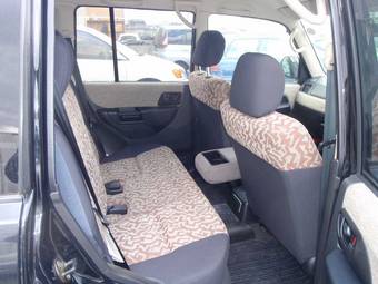 2004 Mitsubishi Pajero iO Photos