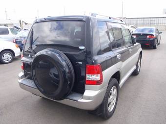 2004 Mitsubishi Pajero iO Pictures