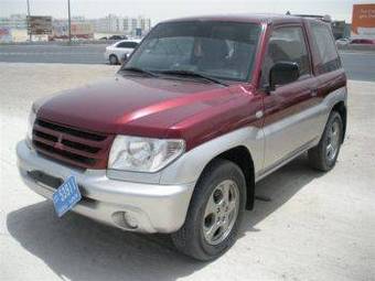 2004 Mitsubishi Pajero iO Pictures