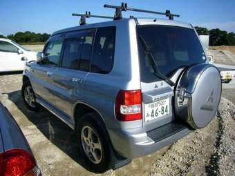 2005 Mitsubishi Pajero iO Pics