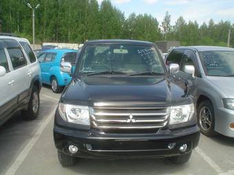 2005 Mitsubishi Pajero iO Pictures