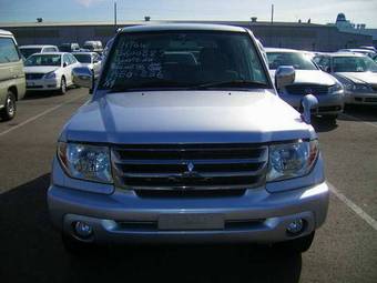 2006 Mitsubishi Pajero iO Pictures