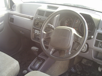 Mitsubishi Pajero Junior