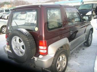 1995 Mitsubishi Pajero Junior Photos