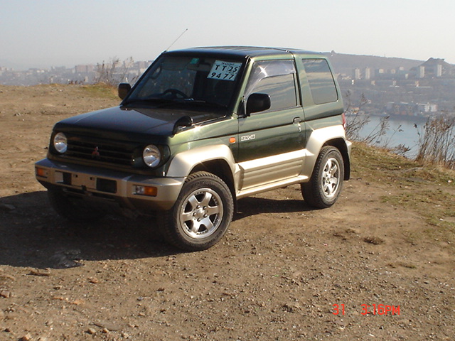 1996 Mitsubishi Pajero Junior