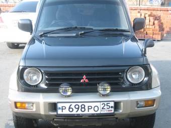 Pajero Junior