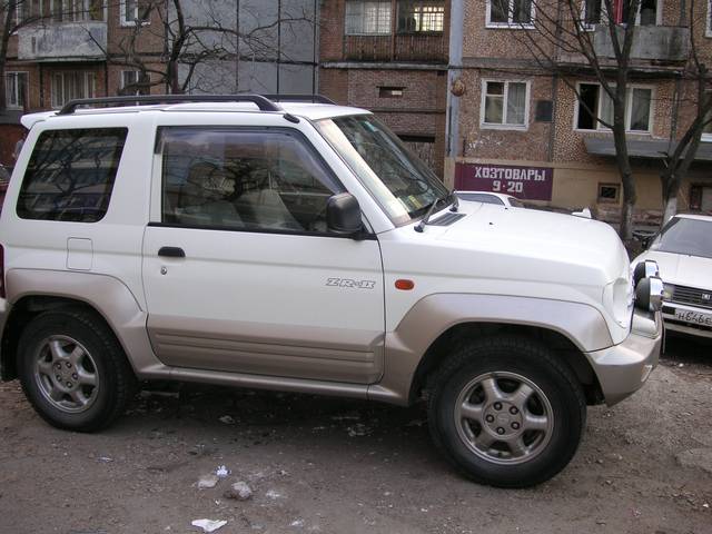 1996 Mitsubishi Pajero Junior